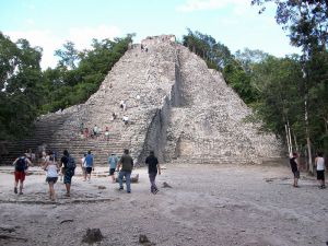 Piramide de Nohoch Mull en Cobá
