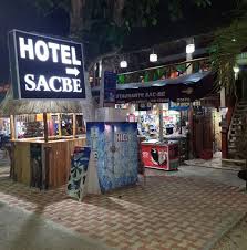Fachada hotel Sacbé en Cobá