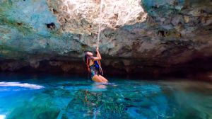 cenote con abertura superior